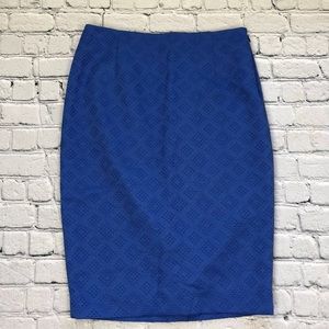 Limited textured pencil skirt